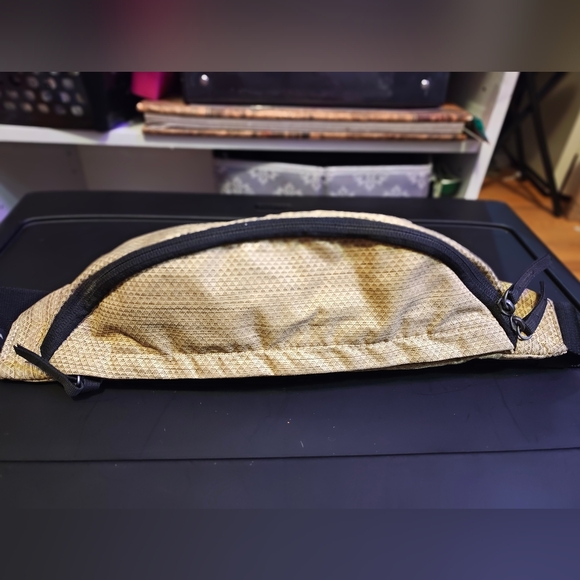 Nike Premium Heritage Hip Pack Tan Diamond - Picture 5 of 10